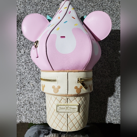 Stitch shoppe disney soft serve icecream crossbody bag - Picture 12 of 16